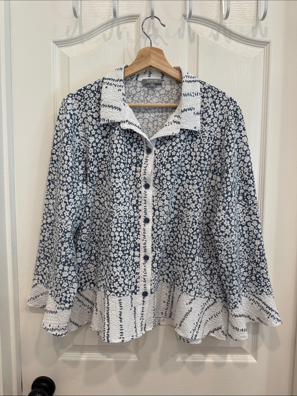 Habitat floral art to wear button down blouse